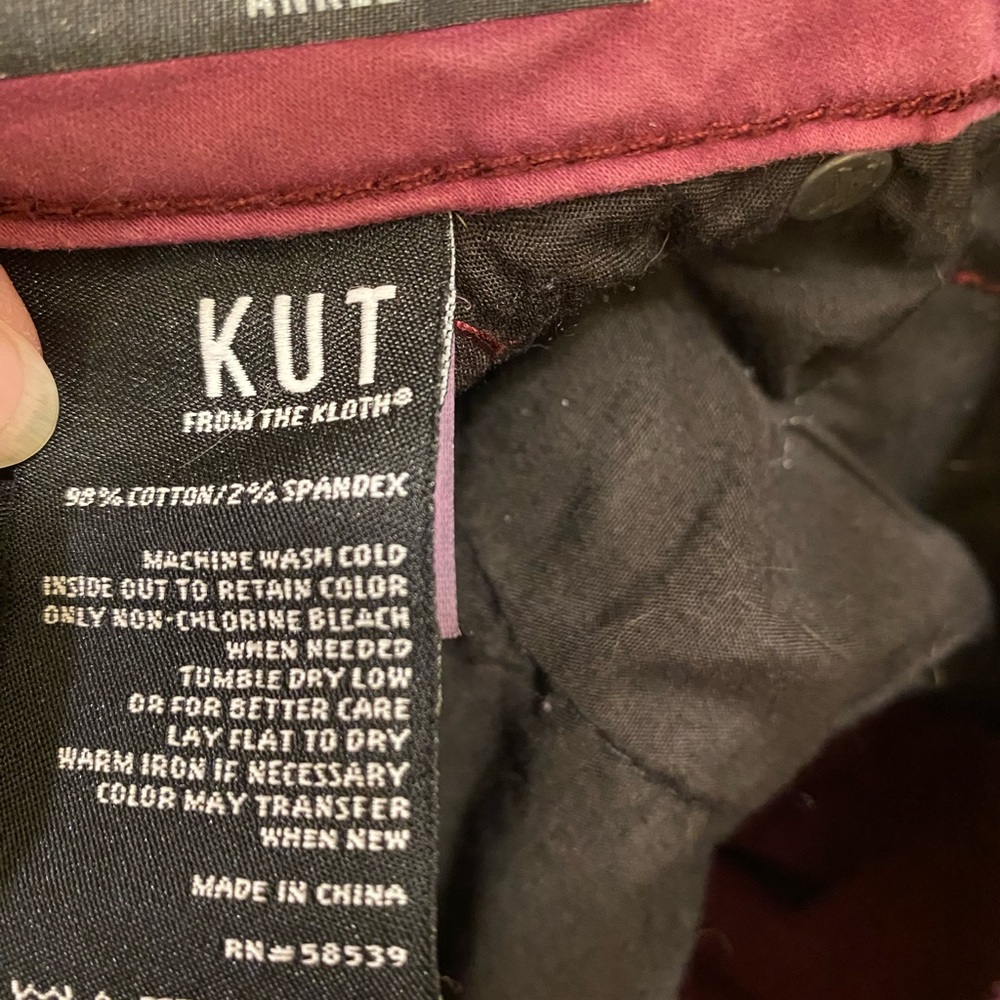 Kut from the Kloth Women's Straight Leg Jeans in Rose Pink-size 20W - Picture 8 of 8